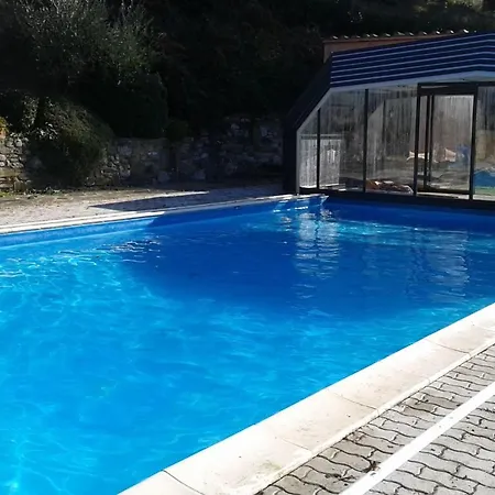 Sleeps 6 Pool Wifi